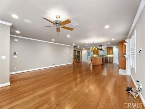 18452  Carnaby  , Huntington Beach, CA