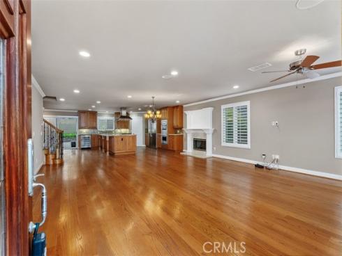 18452  Carnaby  , Huntington Beach, CA