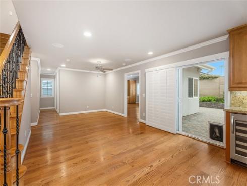 18452  Carnaby  , Huntington Beach, CA