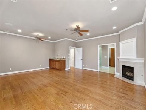 18452  Carnaby  , Huntington Beach, CA