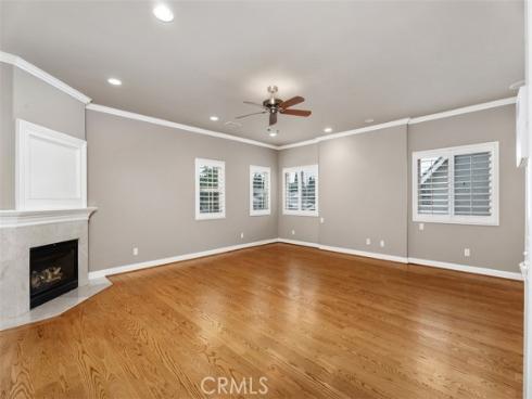 18452  Carnaby  , Huntington Beach, CA