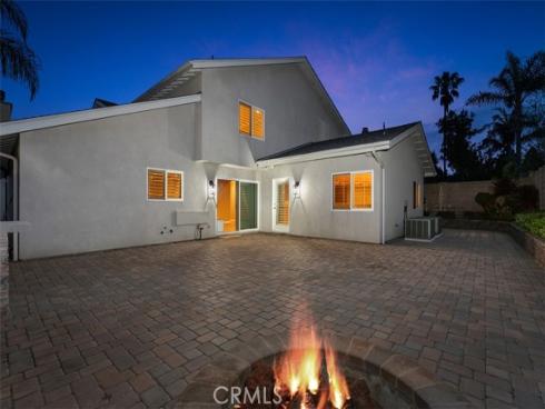 18452  Carnaby  , Huntington Beach, CA