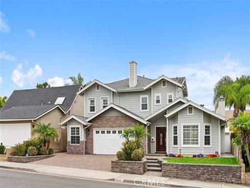 18452  Carnaby  , Huntington Beach, CA