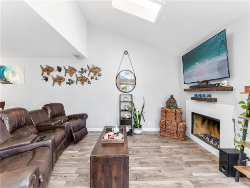 504  20th  , Huntington Beach, CA