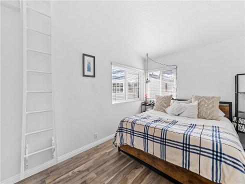 504  20th  , Huntington Beach, CA