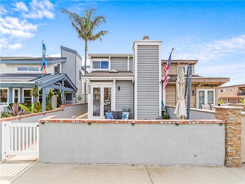504  20th  , Huntington Beach, CA