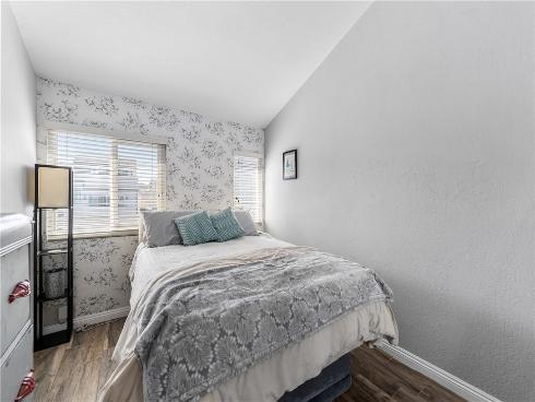 504  20th  , Huntington Beach, CA