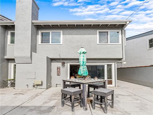 504  20th  , Huntington Beach, CA