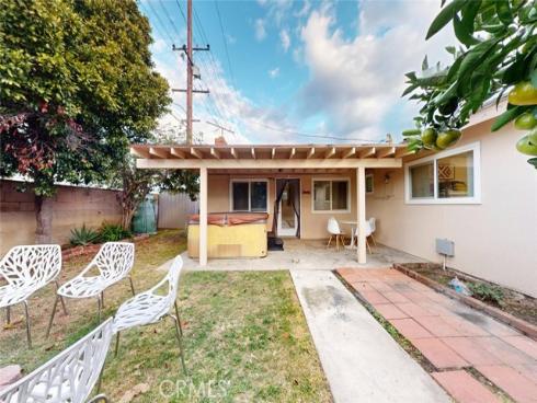 6631  Walton  , Huntington Beach, CA