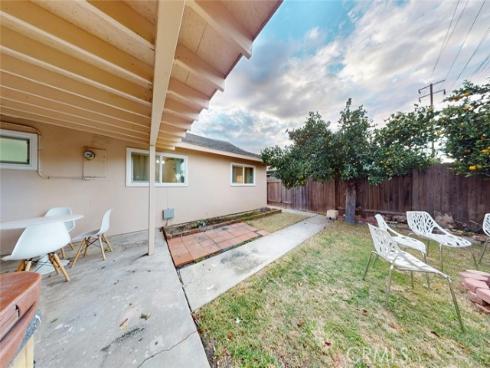 6631  Walton  , Huntington Beach, CA