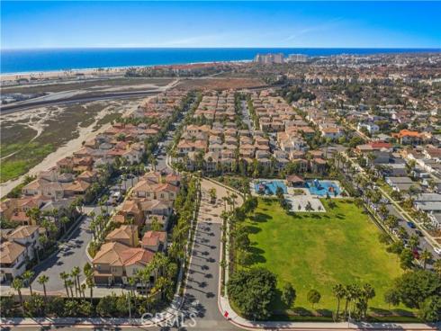 8238 Noelle Drive, Huntington Beach, CA