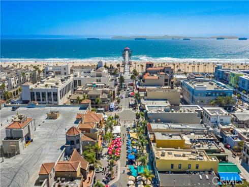 8238 Noelle Drive, Huntington Beach, CA