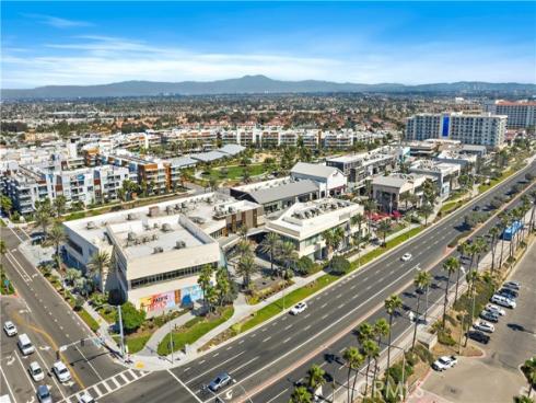 8238 Noelle Drive, Huntington Beach, CA