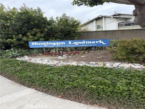 8777  Coral Springs  11H  Court, Huntington Beach, CA