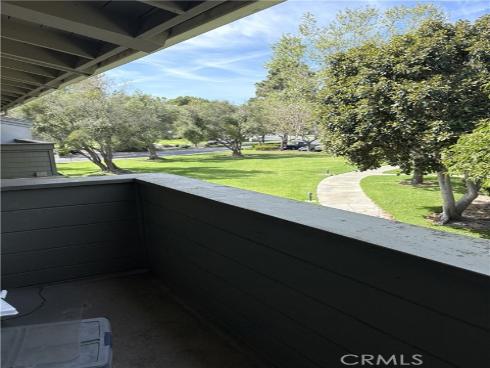 8777  Coral Springs  11H  Court, Huntington Beach, CA