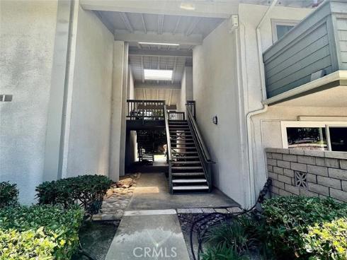 8777  Coral Springs  11H  Court, Huntington Beach, CA