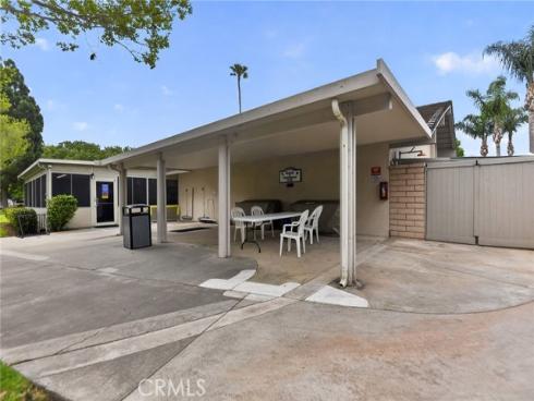 8777  Coral Springs  11H  Court, Huntington Beach, CA