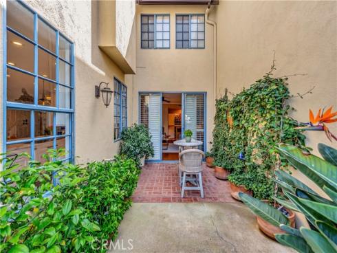 6095  Greenbrier   Drive, Huntington Beach, CA