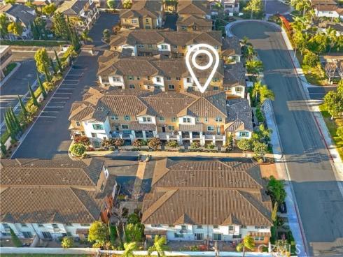 16901 Airport Circle 107