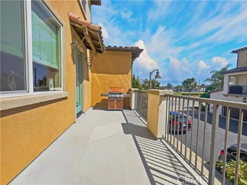 16901  Airport Circle  107 , Huntington Beach, CA