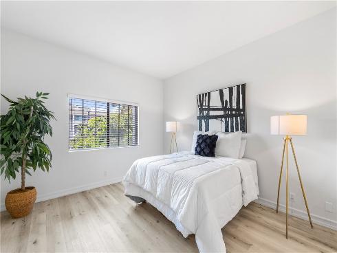 8192  Sandcove Cir  106 , Huntington Beach, CA