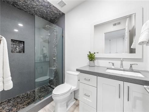 8192  Sandcove Cir  106 , Huntington Beach, CA