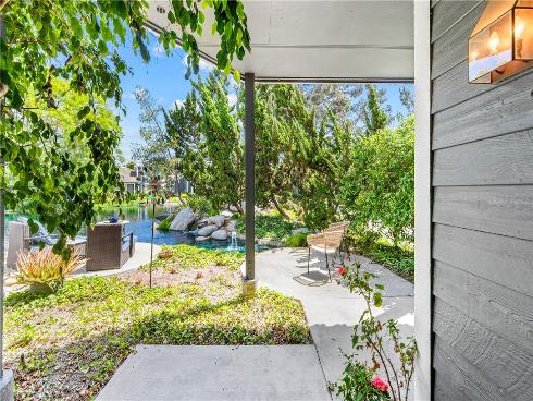 8192  Sandcove Cir  106 , Huntington Beach, CA