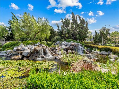 8192  Sandcove Cir  106 , Huntington Beach, CA