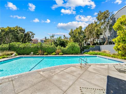 8192  Sandcove Cir  106 , Huntington Beach, CA