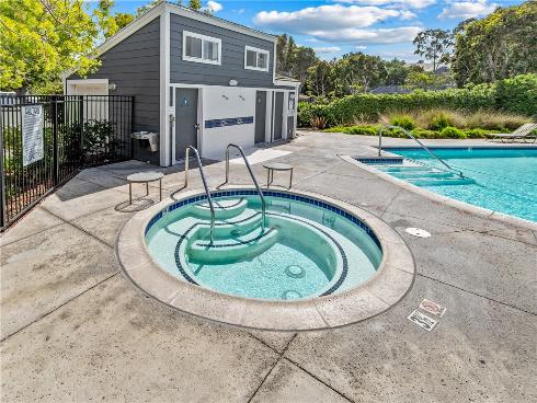 8192  Sandcove Cir  106 , Huntington Beach, CA