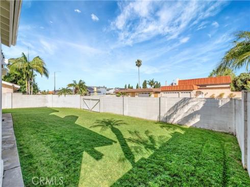 19201  Sherborne   Lane, Huntington Beach, CA