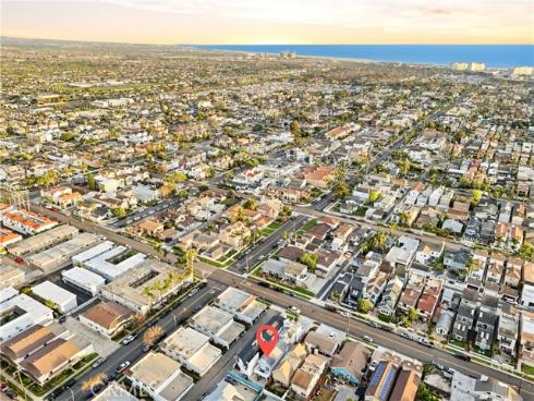 219  Memphis Ave  , Huntington Beach, CA