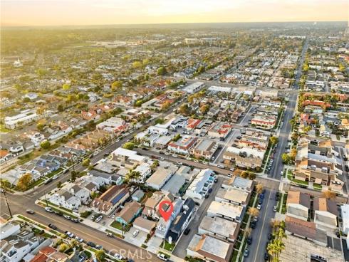 219  Memphis Ave  , Huntington Beach, CA