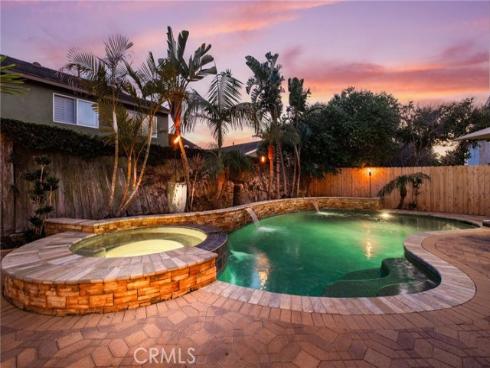 8482  Deepview   Drive, Huntington Beach, CA