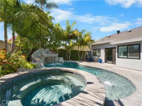 9662  Woodlawn   Drive, Huntington Beach, CA