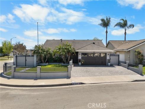 9662  Woodlawn   Drive, Huntington Beach, CA