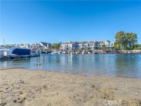 3472  Sagamore  , Huntington Beach, CA