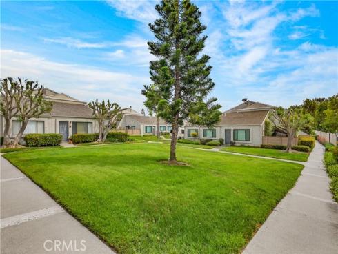 17835  Beard Lane  63 , Huntington Beach, CA
