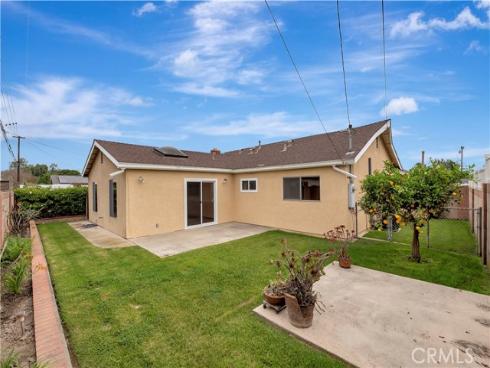 15691  Swan   Lane, Huntington Beach, CA