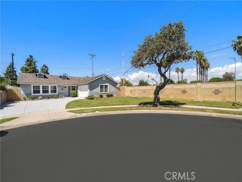 15001  Sussex Circle  , Huntington Beach, CA