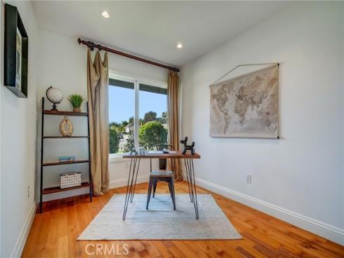 17042  Twain  , Huntington Beach, CA