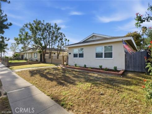 5041 Mcfadden , Huntington Beach, CA