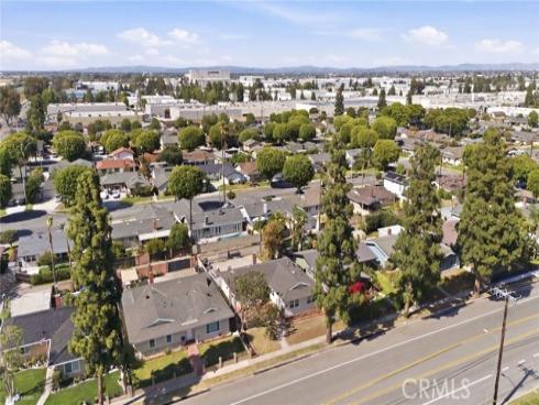 5041  Mcfadden  , Huntington Beach, CA