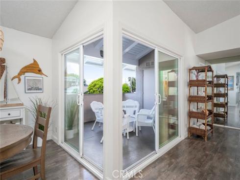 8877  Lauderdale  209E  Court, Huntington Beach, CA