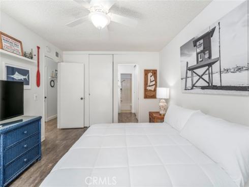 8877  Lauderdale  209E  Court, Huntington Beach, CA