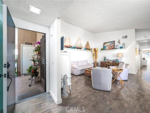 8877  Lauderdale  209E  Court, Huntington Beach, CA