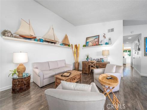 8877  Lauderdale  209E  Court, Huntington Beach, CA