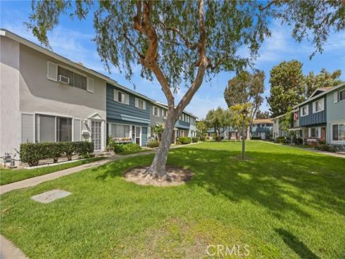 19796  Inverness Lane  , Huntington Beach, CA