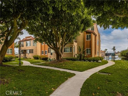 17110 Bluewater Lane