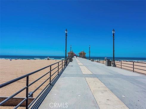 17110 Bluewater Lane, Huntington Beach, CA